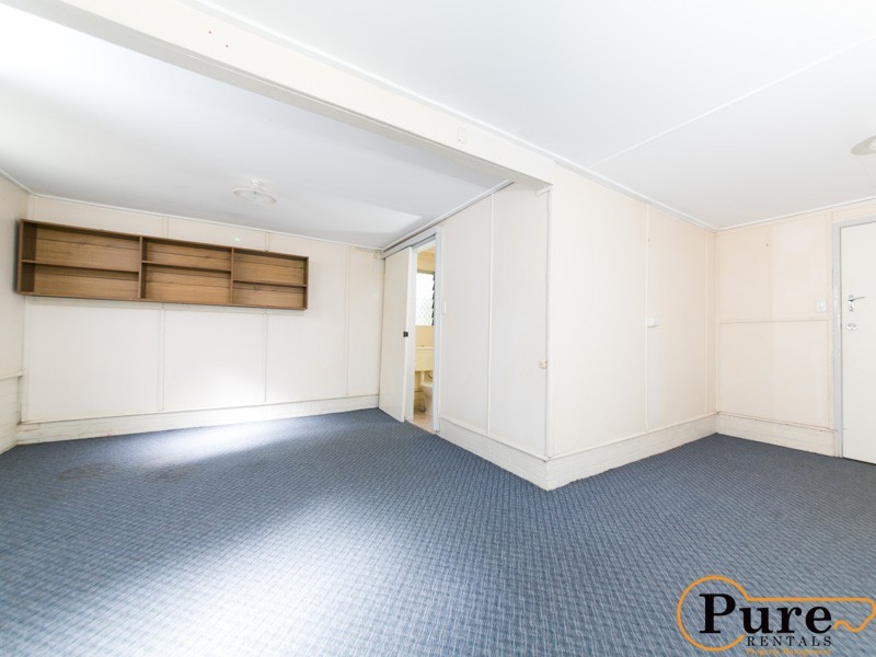 27 Backford Street, Chermside West QLD 4032