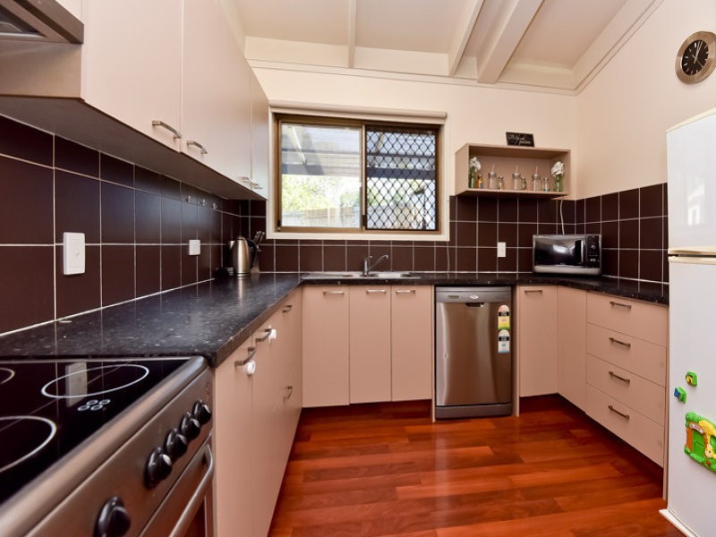 10 Jamie Grove, Springwood QLD 4127