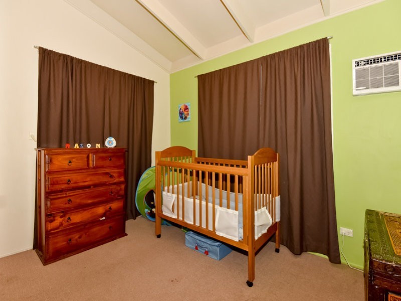 10 Jamie Grove, Springwood QLD 4127