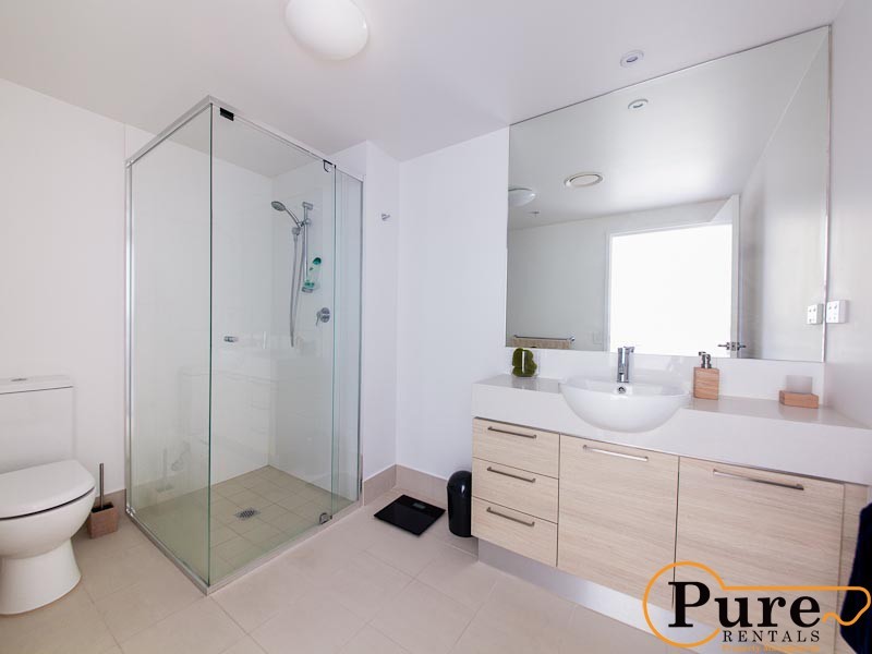 21301/8 Hercules Street, Hamilton QLD 4007