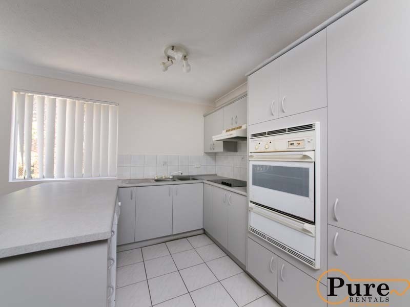 2/92 Station Road, Indooroopilly QLD 4068