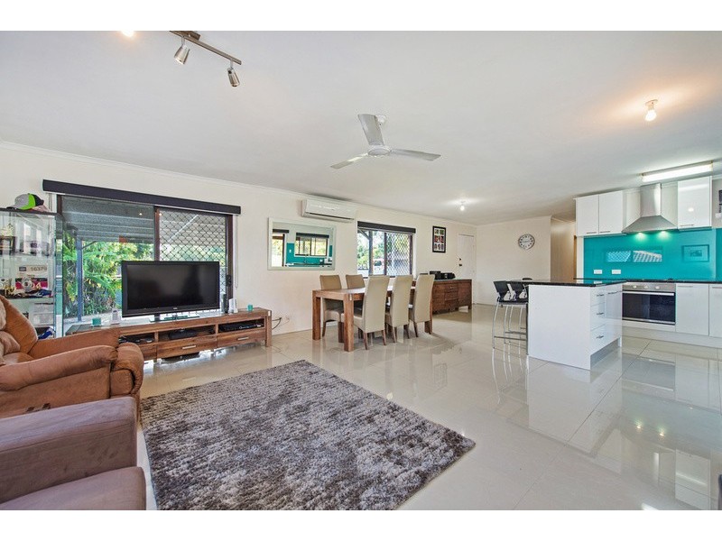 15  Jamberoo Street, Springwood QLD 4127