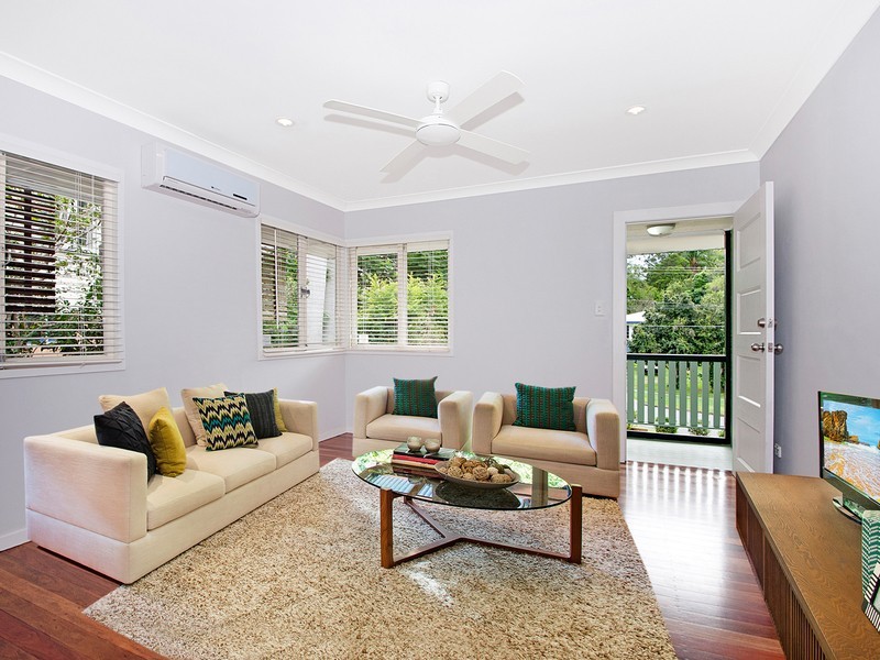 19 Falkirk Street, Stafford Heights QLD 4053