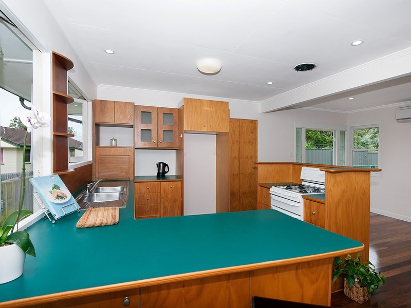 19 Falkirk Street, Stafford Heights QLD 4053