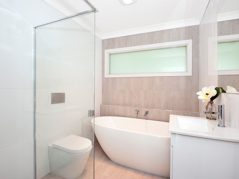 19 Falkirk Street, Stafford Heights QLD 4053