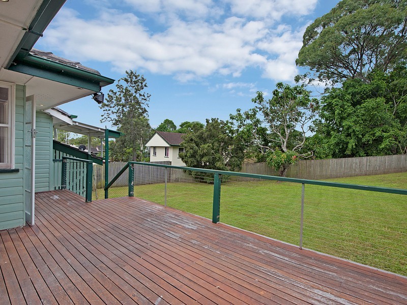 19 Falkirk Street, Stafford Heights QLD 4053