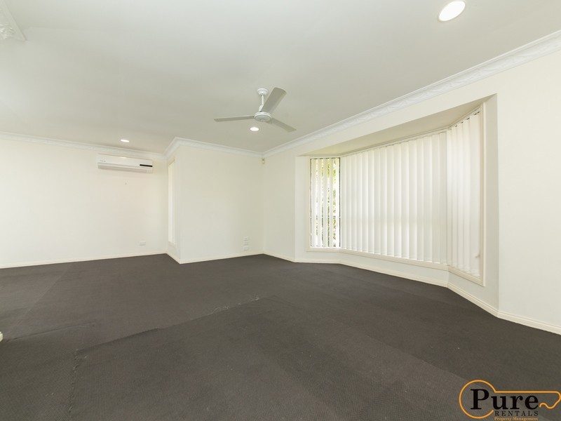 7 Nicolson Court, Mermaid Waters QLD 4218