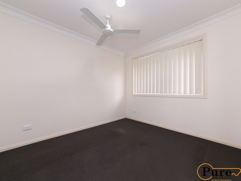 7 Nicolson Court, Mermaid Waters QLD 4218