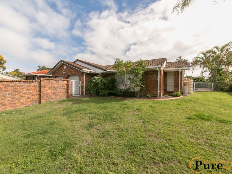 7 Nicolson Court, Mermaid Waters QLD 4218