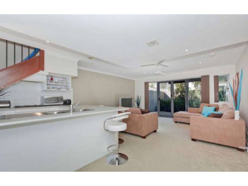 8/17 Fairlawn Street, Nathan QLD 4111