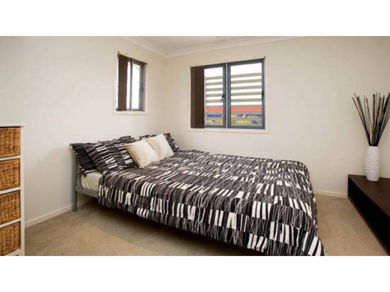 8/17 Fairlawn Street, Nathan QLD 4111