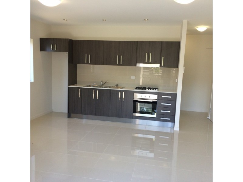 2/11 Clifton Street, Moorooka QLD 4105