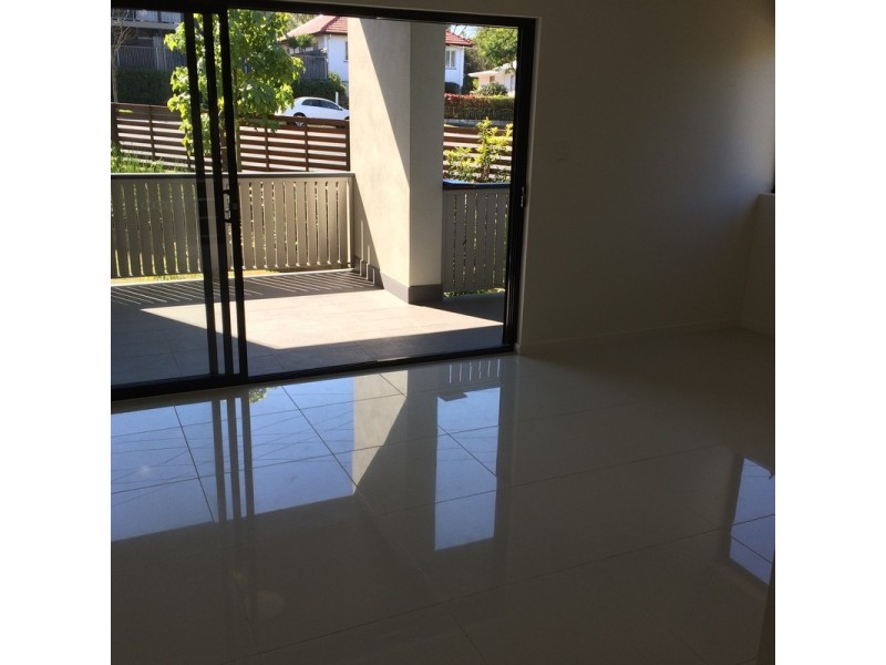 2/11 Clifton Street, Moorooka QLD 4105