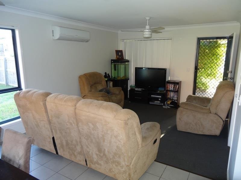 30 Banksia Drive, Raceview QLD 4305