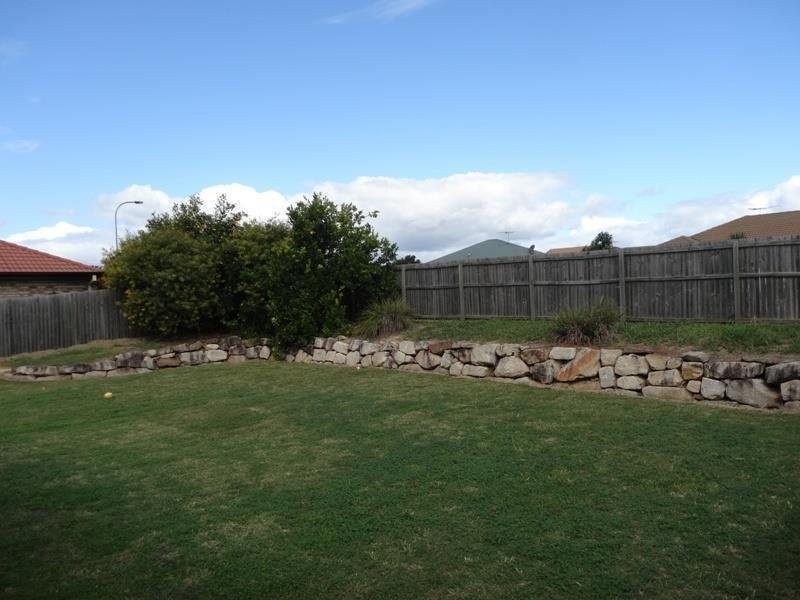 30 Banksia Drive, Raceview QLD 4305