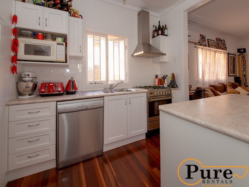 153 Arthur Terrace, Red Hill QLD 4059