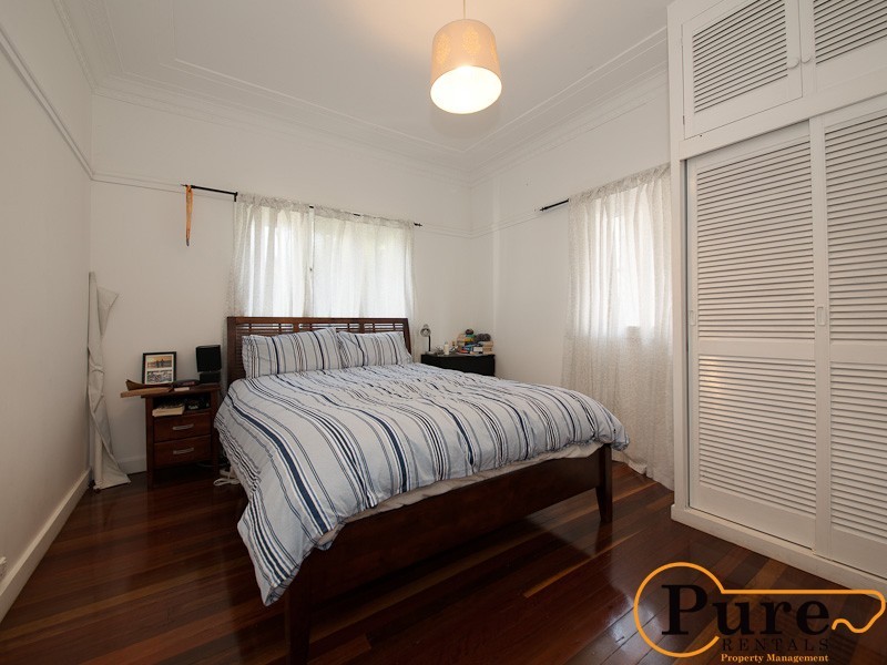 153 Arthur Terrace, Red Hill QLD 4059