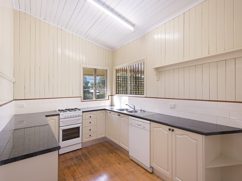 14 Whish Street, Windsor QLD 4030