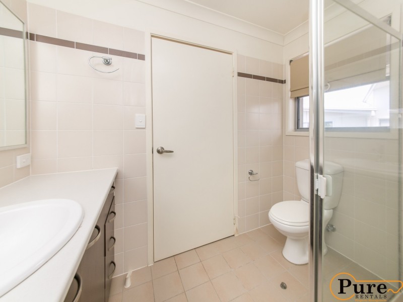 2/54 Hill Crescent, Carina Heights QLD 4152