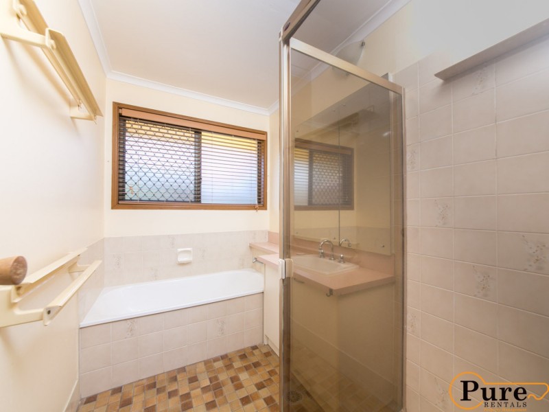 21 Elanora Street, Oxley QLD 4075