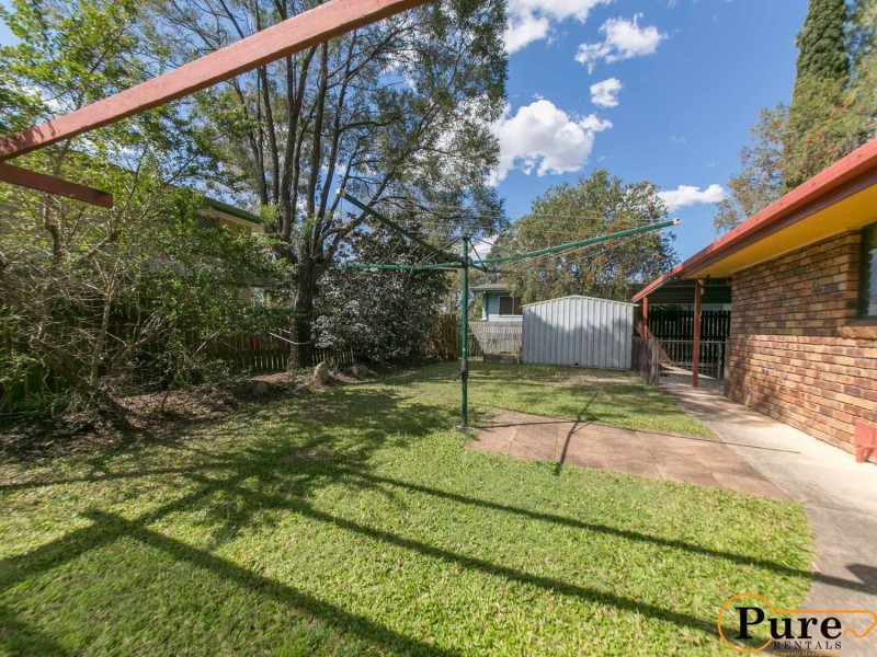 21 Elanora Street, Oxley QLD 4075