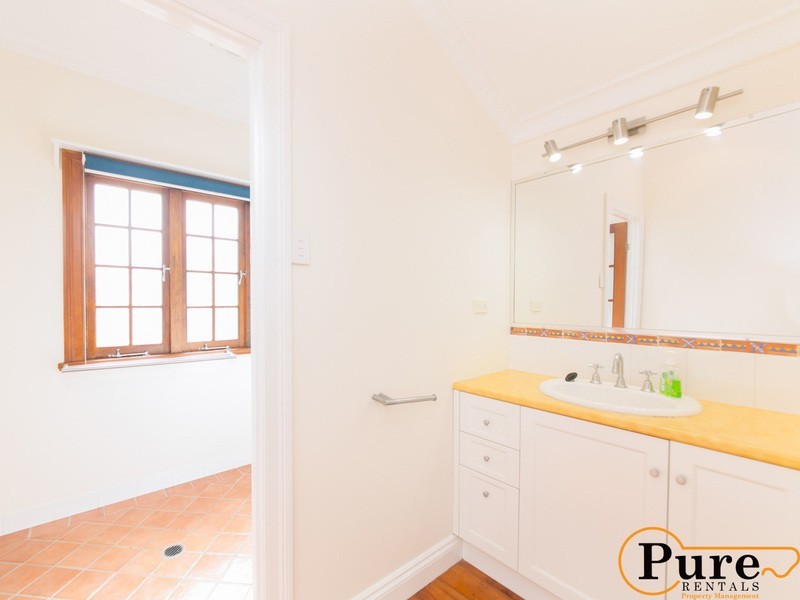 29 Days Road, Grange QLD 4051