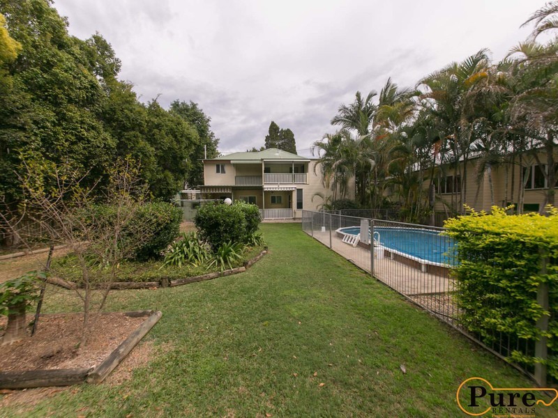 38 Kenneth Street, Coorparoo QLD 4151