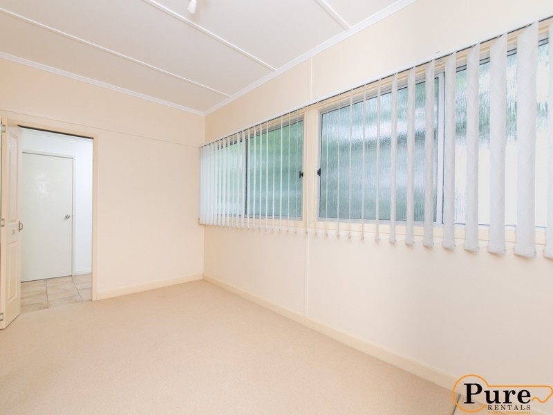 38 Kenneth Street, Coorparoo QLD 4151