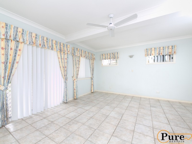 38 Kenneth Street, Coorparoo QLD 4151