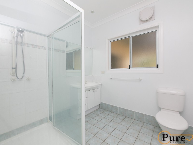 38 Kenneth Street, Coorparoo QLD 4151