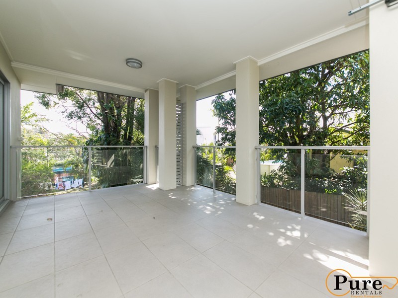 3/26 Embie Street, Holland Park West QLD 4121