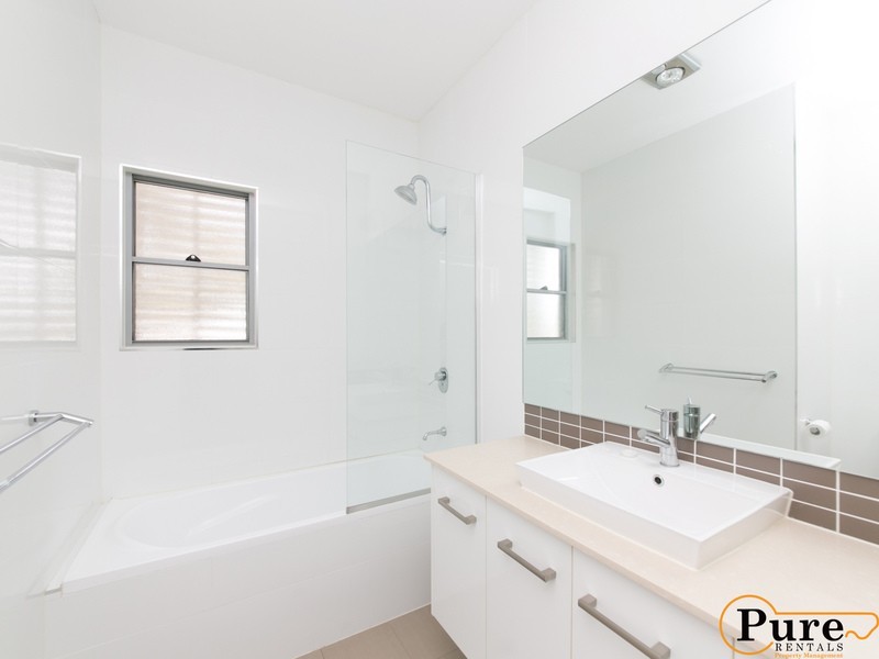 3/26 Embie Street, Holland Park West QLD 4121