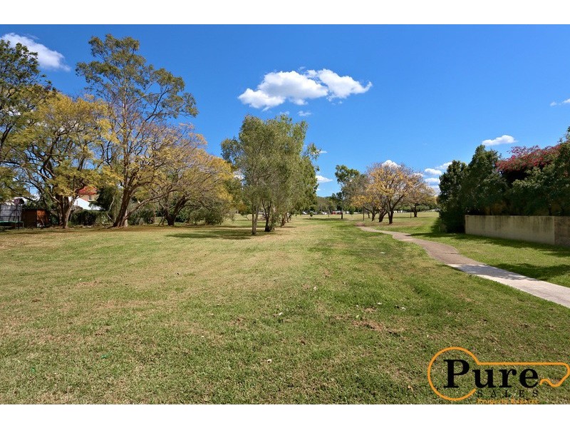 5 Luxford Street, Chelmer QLD 4068