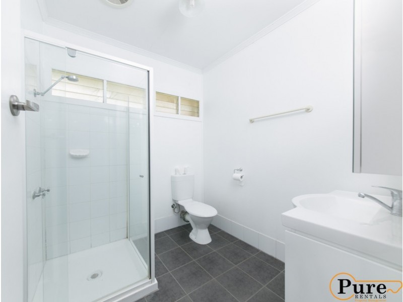 1/23 Woodford Street, Holland Park West QLD 4121