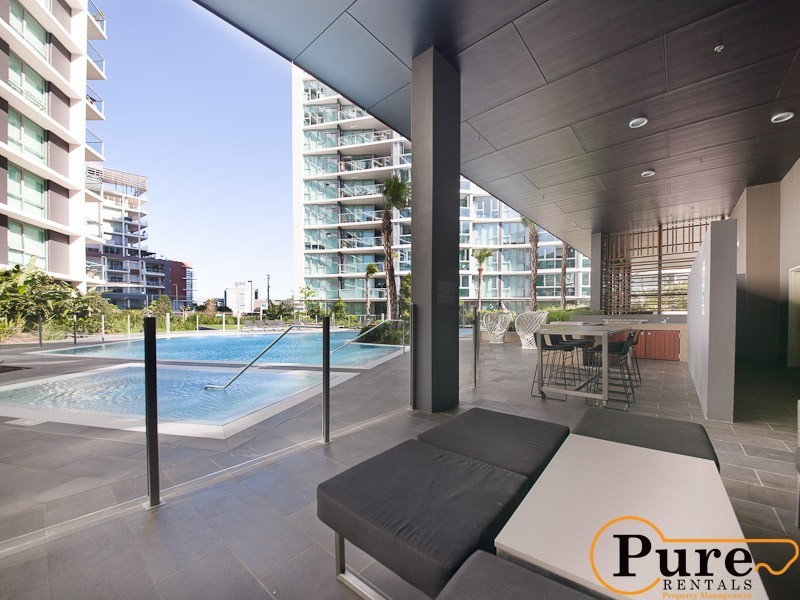 21301/8 Hercules Street, Hamilton QLD 4007