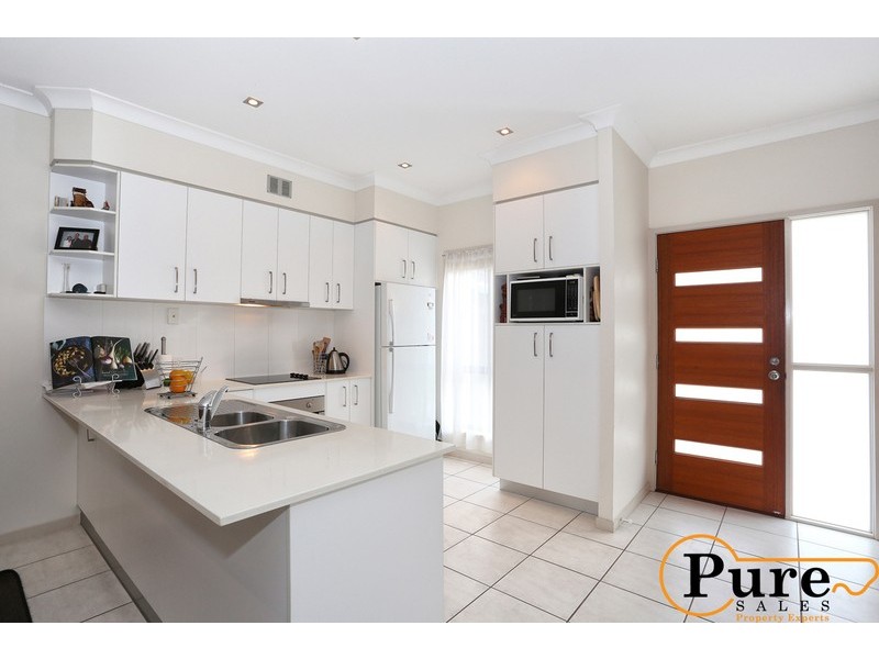 4/24 Kennington Road, Camp Hill QLD 4152