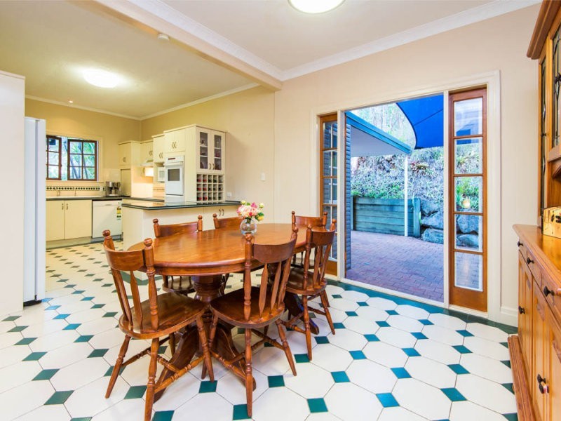 74 Mountain Street, Mount Gravatt QLD 4122