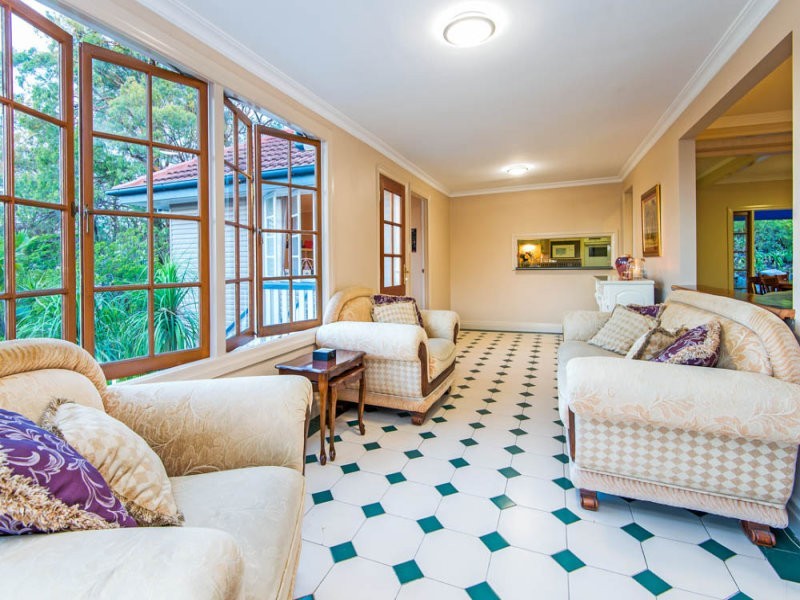 74 Mountain Street, Mount Gravatt QLD 4122