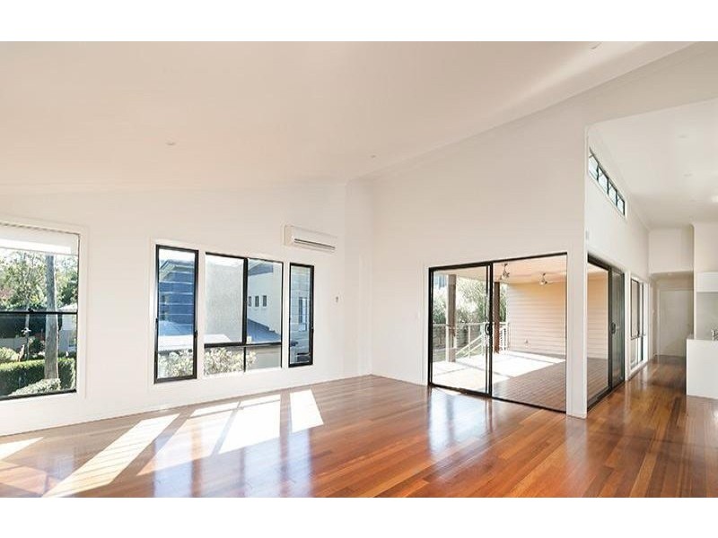 85 Bozzato Place, Kenmore QLD 4069