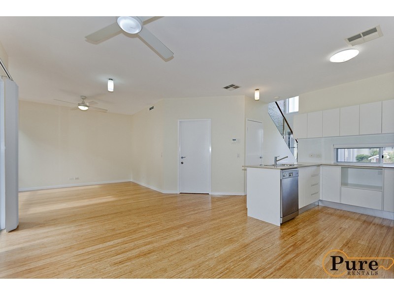 3/18 Ward Street, Indooroopilly QLD 4068