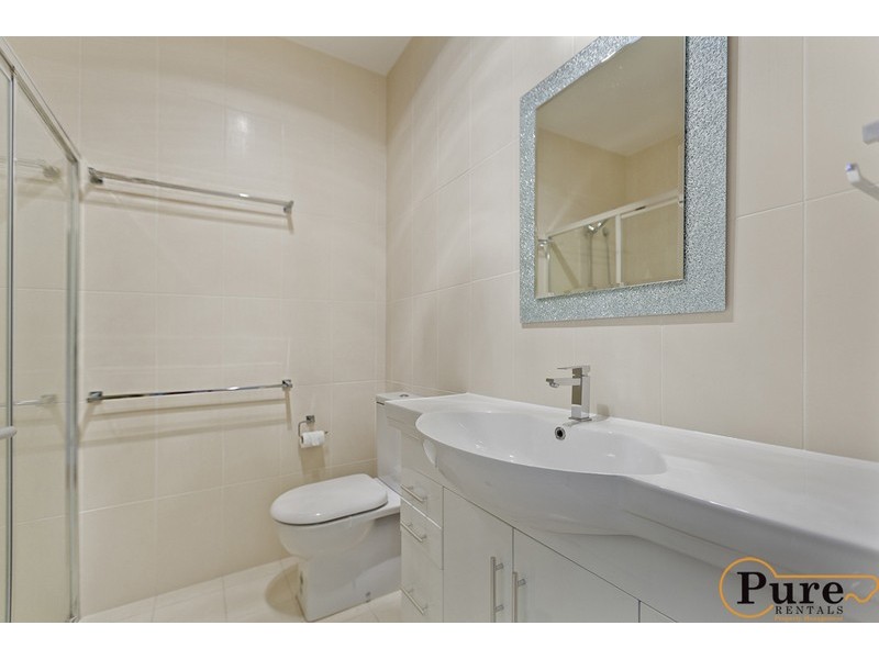 3/18 Ward Street, Indooroopilly QLD 4068