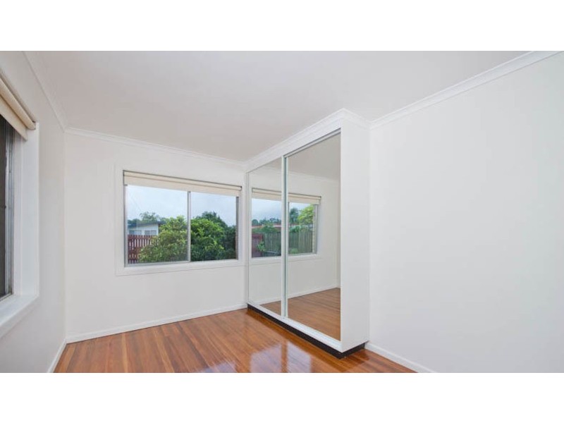 7 Yanderra Avenue, Arana Hills QLD 4054