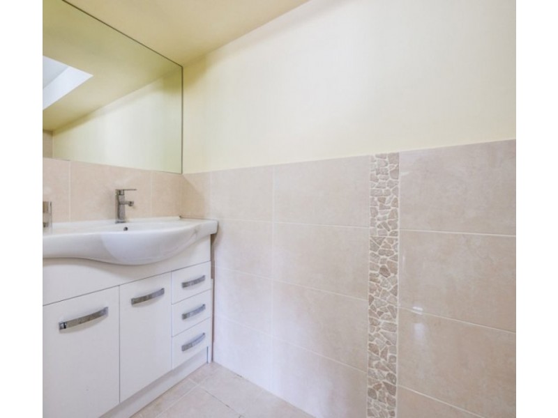 34 Dunbil Avenue, Ferny Hills QLD 4055