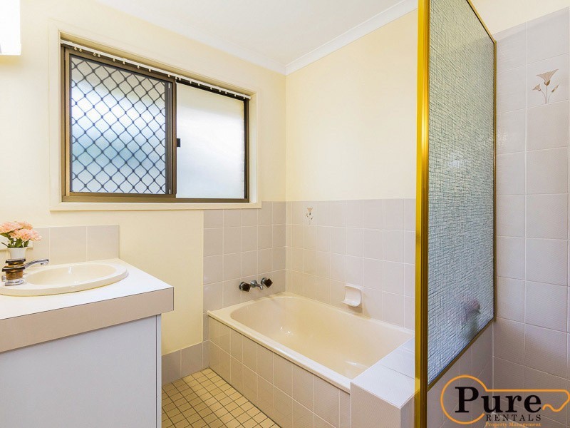 49 Cummin Street, Wishart QLD 4122