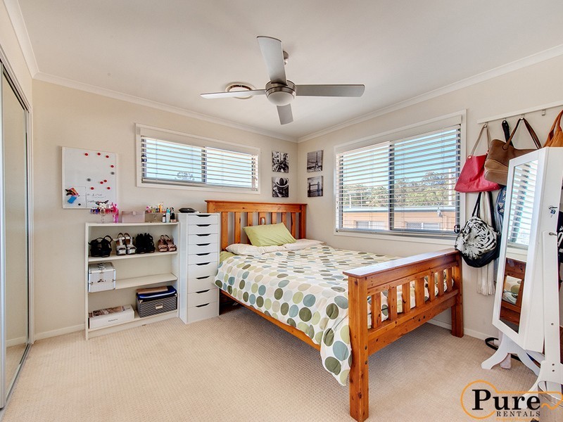 12a Birdwood Road, Holland Park West QLD 4121