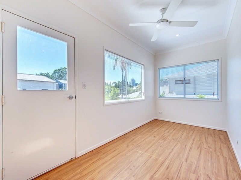 129 Rawlins Street, Kangaroo Point QLD 4169
