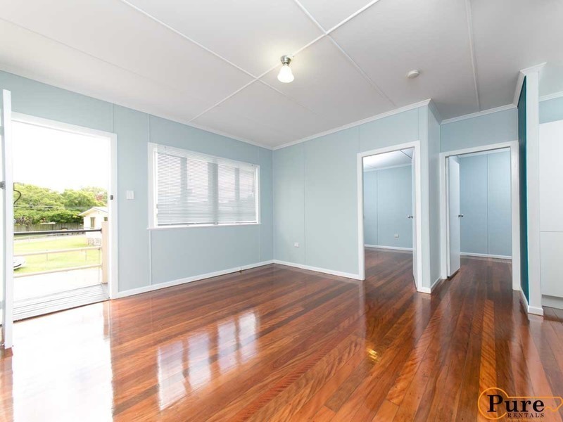 2/23 Woodford Street, Holland Park West QLD 4121