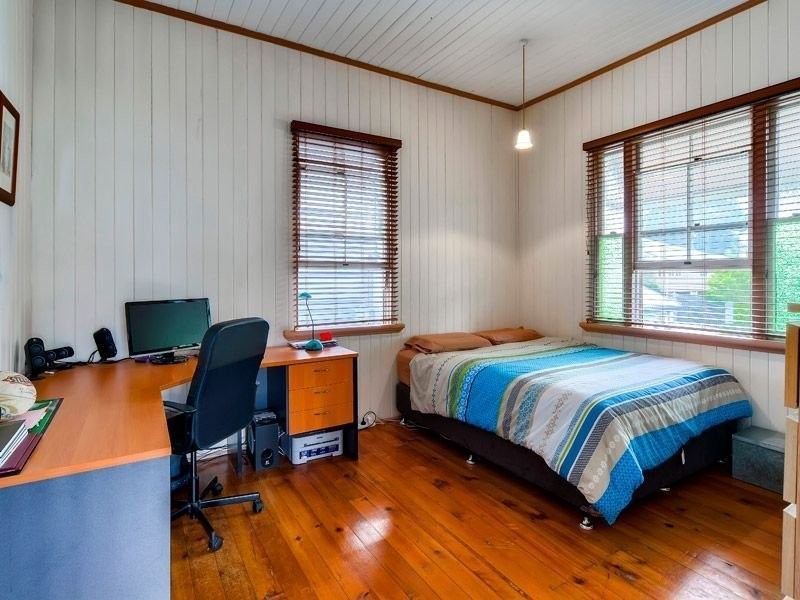 10 Aldridge Street, Auchenflower QLD 4066