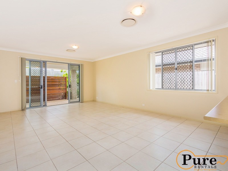9 Rawlins Crescent, North Lakes QLD 4509