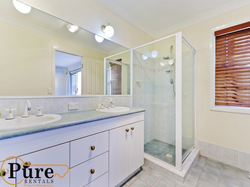 1 Jones Street, Red Hill QLD 4059